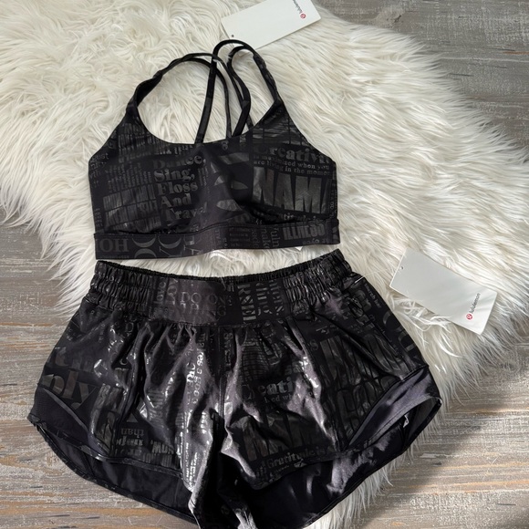 lululemon athletica Pants - NWT Lululemon Manifesto Foil SET🤍 Hotty Hot LR Short 2.5" sz 8 | Energy Bra sz 6